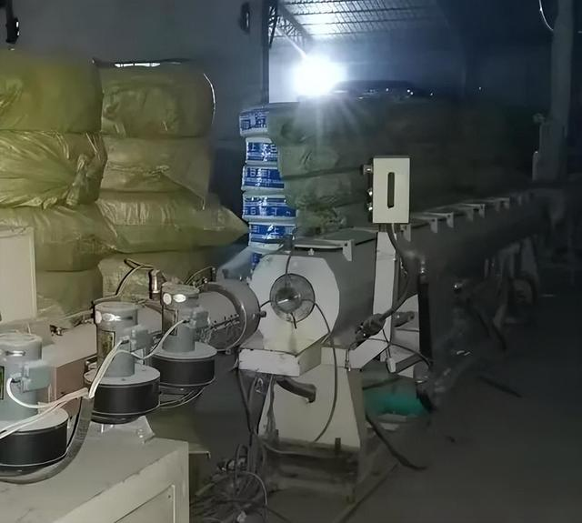 聊城公安侦破特大生产销售假冒注册商标建材案，案涉&ldquo;联塑造、日丰&rdquo;等知名品牌